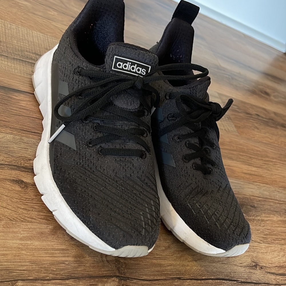Womens adidas sneakers